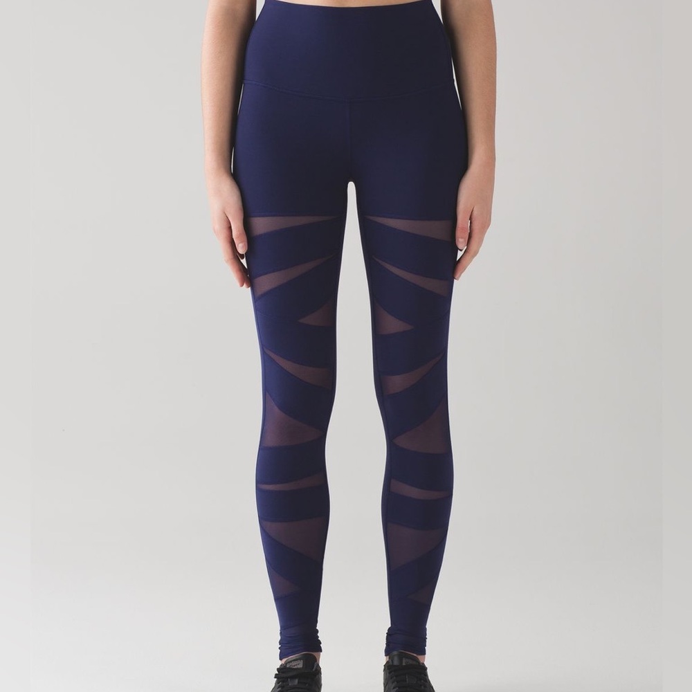 Lululemon Wunder Under Pant (Hi-Rise) (Tech Mesh)
Size 2
